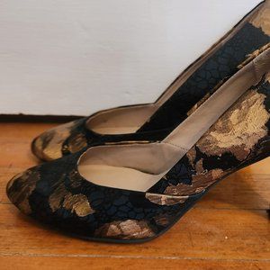 Anthropologie Seychelles Special Edition Brocade Heels
